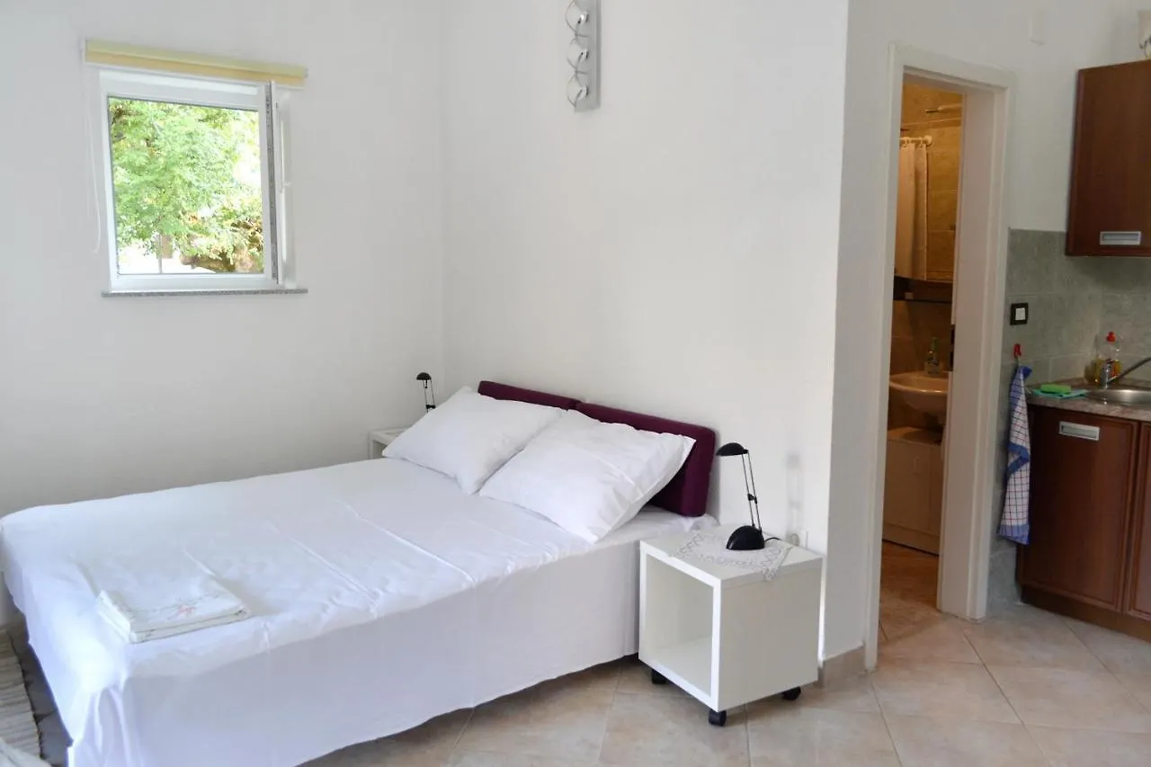 Apartments By The Sea Vantacici, Krk - 5292 Malinska Croatia