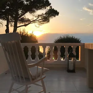 Luxury Mantinela Apartment